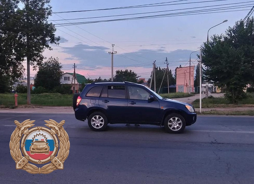 В Энгельсе водитель иномарки сбил прохожего 